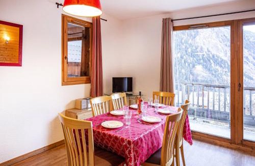Orelle Apartment | Apartment in Orelle near Ski Lift & Sauna