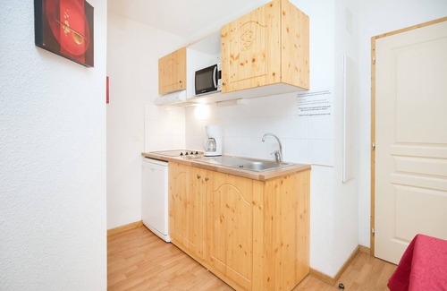 Orelle Apartment | Apartment in Orelle with Pool & Sauna Access