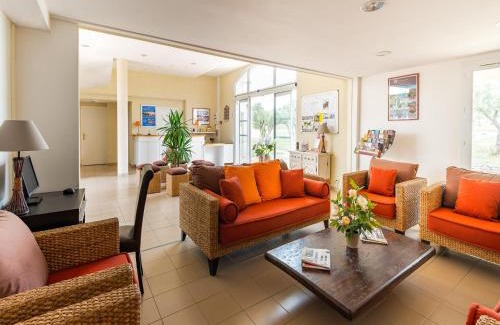 Paradou Apartment | Apartment in Provence near Alpilles