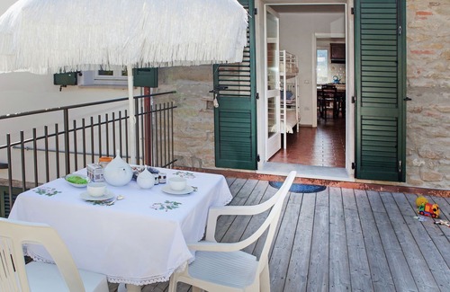 Modigliana Apartment | Apartment in quiet and green environment with swimming pool