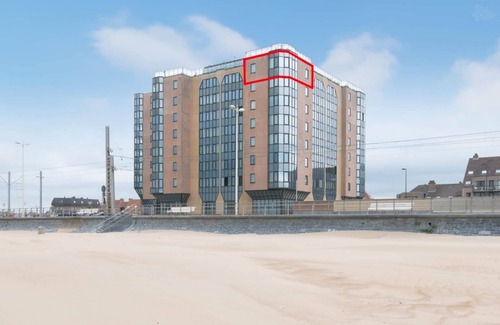 Mariakerke Apartment | Apartment in Raversijde with Stunning Sea Views