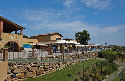 Magliano in Toscana Apartment | Apartment in Residence Borgo Magliano, in Magliano