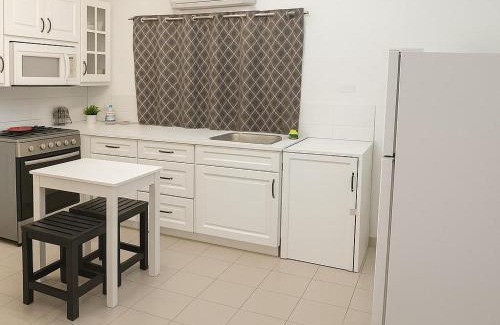 Coxen Hole Apartment | Apartment in Roatan 1