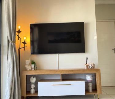 Greater Johannesburg Metropolitan Area Apartment | Apartment in Roodepoort