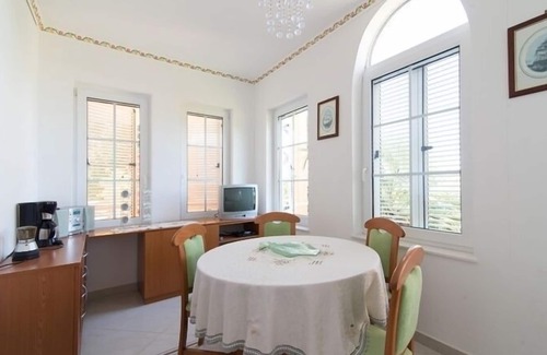 Savudrija Apartment | Apartment in Savudrija with Seaview, Terrace, Air condition, WIFI (123-3)