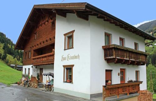 See Apartment | Apartment in See near Ski Slopes