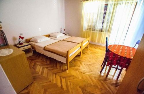 Starigrad Apartment | Apartment in Starigrad-Paklenica 6877