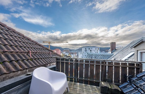 Bergen City Centre Apartment | Apartment in the city center - balcony