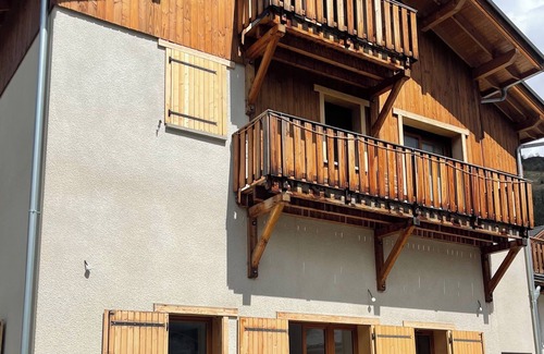 Saint-Martin-de-Belleville Apartment | Apartment in the center of St Martin de Belleville