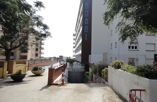 Torredembarra Apartment | Apartment in Torredembarra: 2 BR, AC, WiFi, parking, sea view