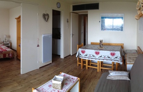 Le Corbier Apartment | Apartment in Villarembert