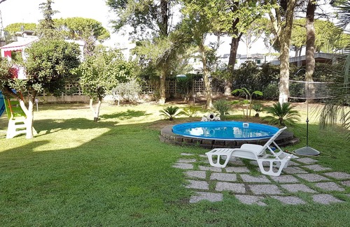 Latina Lido House | Apartment in villa on independent garden in a large park just renovated