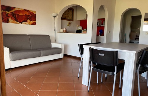 Punta De Su Turrione Apartment | Apartment in village, green and relax