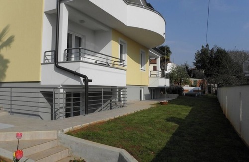 Zambratija Apartment | Apartment in Zambratija with Seaview, Balcony, Air condition, WIFI (158-3)