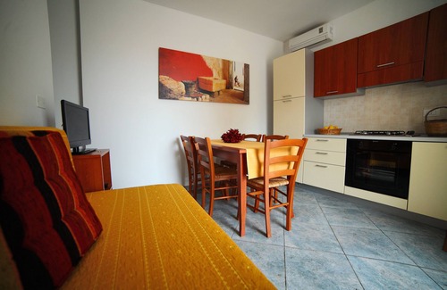 Torre Mozza Apartment | Apartment overlooking the sea and very close to it