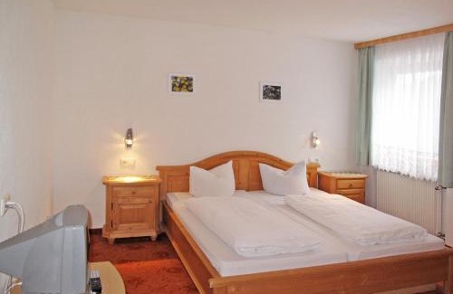 St. Valentin auf der Haide Apartment | Apartment Nebenhaus Schönblick - SVH111 by Interhome
