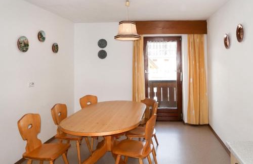 St. Valentin auf der Haide Apartment | Apartment Haupthaus Schönblick - SVH116 by Interhome