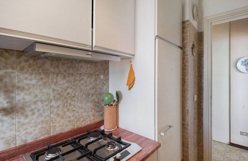 Santo Stefano al Mare Apartment | Apartment 'Silvia' with Sea View and Balcony