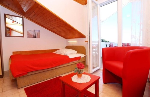 Racisce Apartment | Apartment Ivo - 20m from the sea: A4(2+2) - Racisce, Island Korcula, Croatia