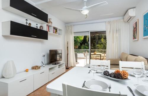 Golden Mile Apartment | Apartment Jardines del Mar by Interhome