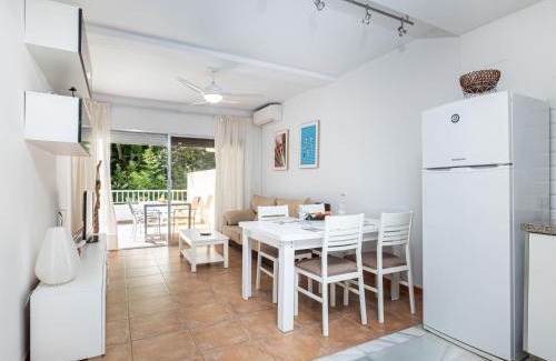 Golden Mile Apartment | Apartment Jardines del Mar by Interhome