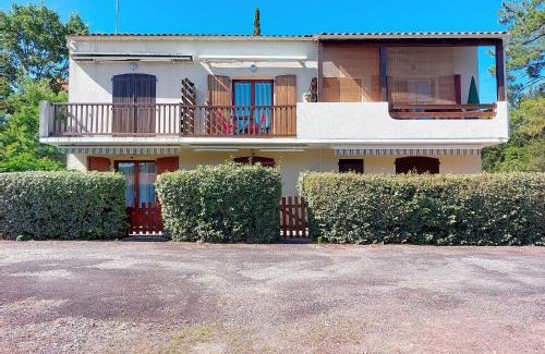Les Mathes Apartment | Apartment Jardins de la Palmyre 2-1 by Interhome
