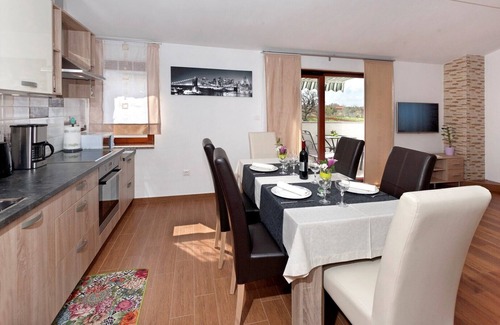 Visnjan Apartment | Apartment Jedro near Poreč