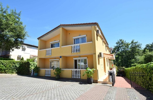 Njivice Apartment | Apartment Jelica 2 with terrace