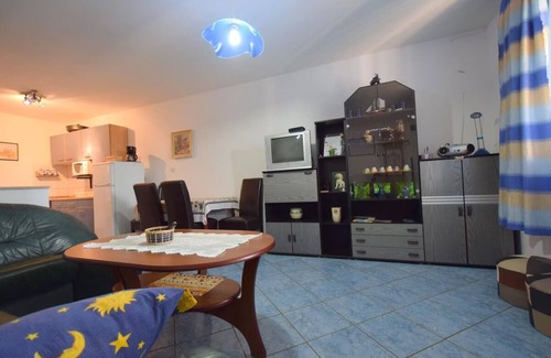 Marsici Apartment | Apartment Jozefina - barbecue: A1(4+1) - Malinska, Island Krk, Croatia
