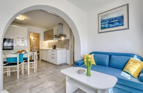 Njivice Apartment | Apartment Jurkovic-1 by Interhome