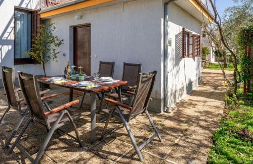 Njivice Apartment | Apartment Jurkovic-2 by Interhome