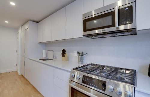 Radnor - Fort Myer Heights Apartment | Apartment Just 10 Minutes Away to Airport