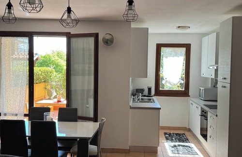 Santa Veneranda Apartment | Apartment just steps away from the sea with pool and whirlpool