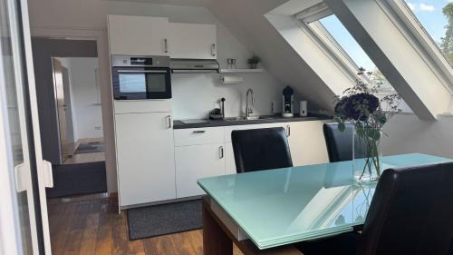 Walberberg Apartment | Apartment Köln Bonn DeLux Burgblick