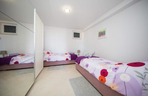 Zvekovica Apartment | Apartment Konkula