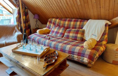 Les Contamines-Montjoie Apartment | Apartment Les Combettes D et E by Interhome