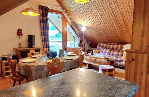 Les Contamines-Montjoie Apartment | Apartment Les Combettes D et E by Interhome