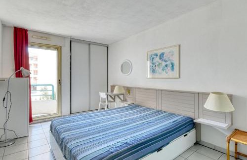 Frejus Port Apartment | Apartment L'Open-11 by Interhome