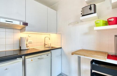 Frejus Port Apartment | Apartment L'Open-11 by Interhome