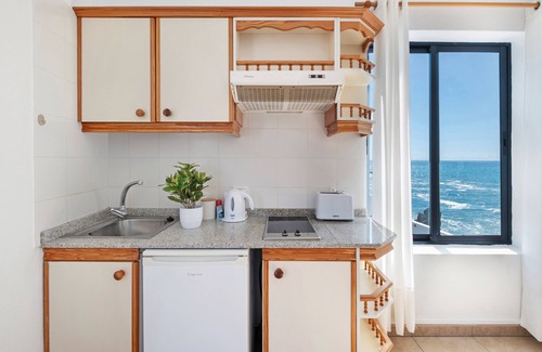 Puerto Naos Apartment | Apartment 'La Bayana - 6' with Sea View, Shared Pool and Wi-Fi