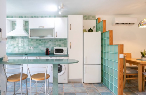 Cabo de las Huertas Apartment | Apartment "La Casita del Faro" with Sea View, Terrace & Wi-Fi