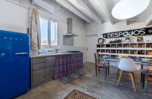 Riudecanyes Apartment | Apartment 'La Fabriqueta Loft' with Mountain View, Wi-Fi and Air Conditioning