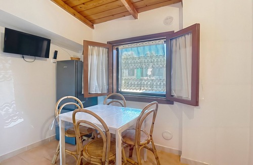 Montincello Apartment | Apartment 'La Mignola - Trilo 4' with Shared Garden, Wi-Fi and Air Conditioning