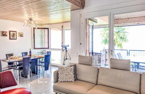 Vira Apartment | Apartment La Perla by Interhome