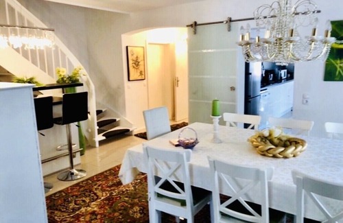 Sinzheim House | Apartment La-Suite Exclusive (160 sqm) Free Wi-Fi