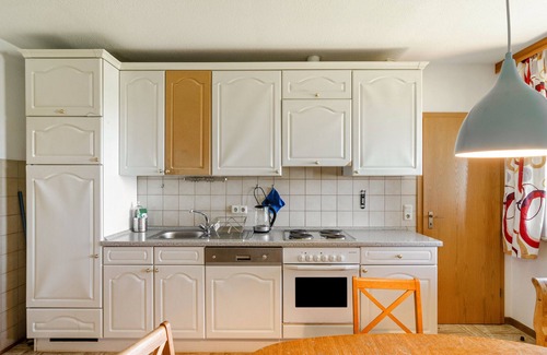 Hofgeismar Apartment | Apartment 'Landleben' with Mountain View and Shared Garden