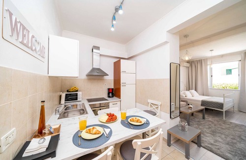 Gruz Apartment | Apartment Larissa