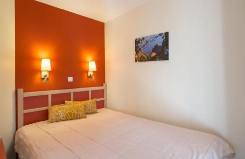 Cap Esterel Apartment | Apartment Le Belvédère - R9 137 by Interhome