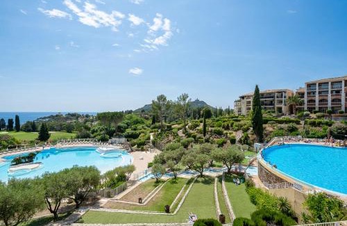 Cap Esterel Apartment | Apartment Le Belvédère - V3 207 by Interhome