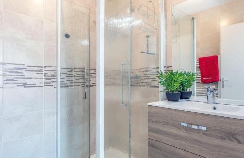 Argeles-sur-Mer Apartment | Apartment Le Clos des Alberes-1 by Interhome